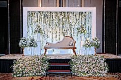 Wedding-settee-backs