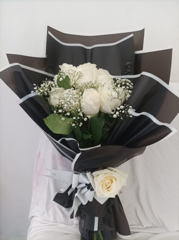 White Rose Bunch